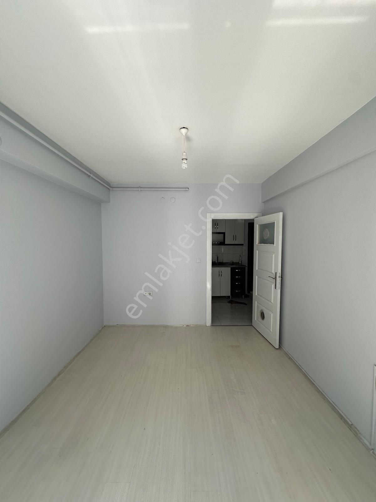 Balkan Gündüzden Sütlüce Mahallesinde Kiralık 1+1 Daire - Görsel 10