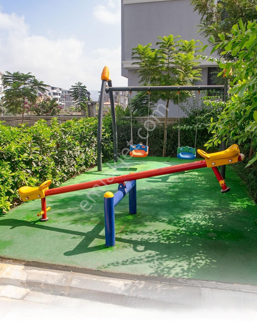 Daşyapı Landmark Sitesi'nde Havuz Cepheli Full Eşyalı 1+1 - Görsel 11
