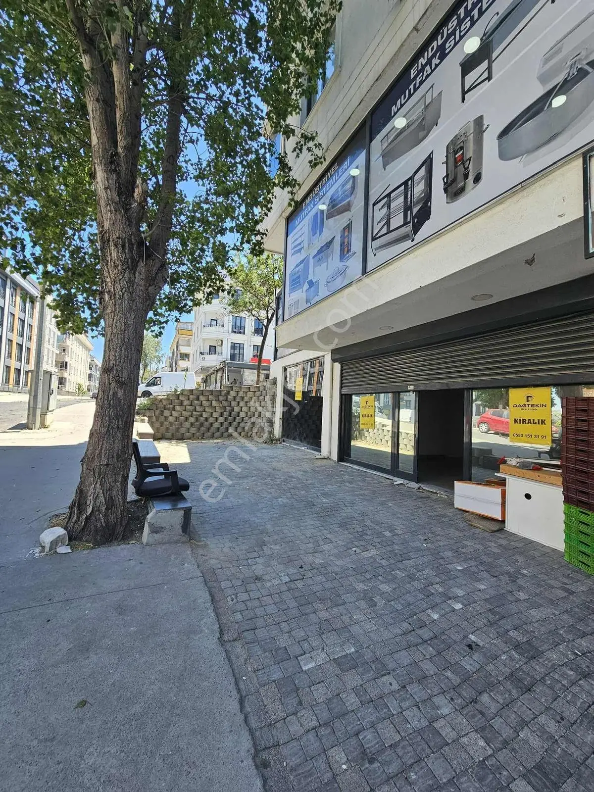 Beylikdüzü Yakupluda Kiralık Depolu Dükkan - Görsel 4