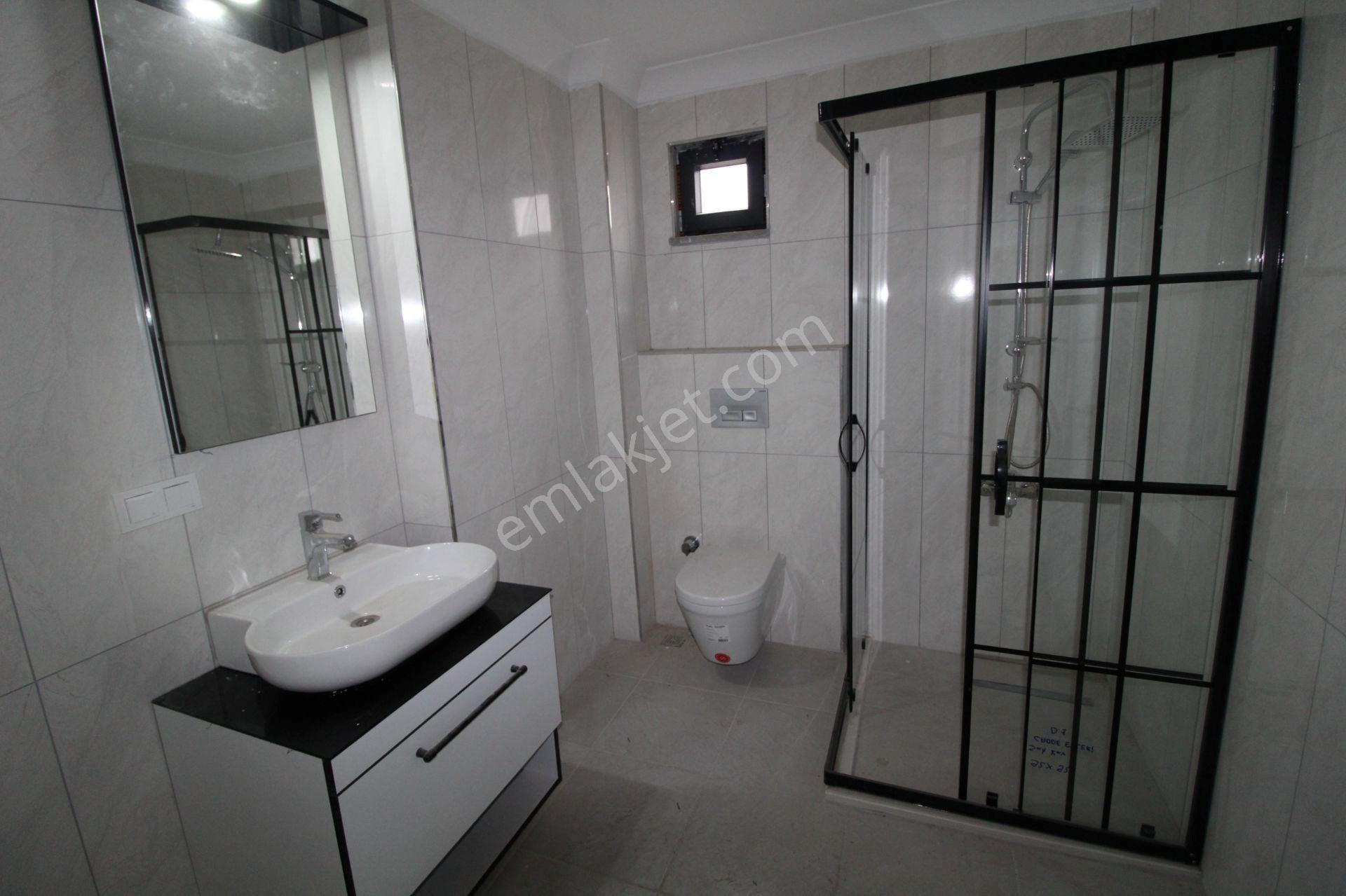 Kocaeli Başiskele Ulus Caddesi Üzerinde Arakat Kiralık Daire - Görsel 25