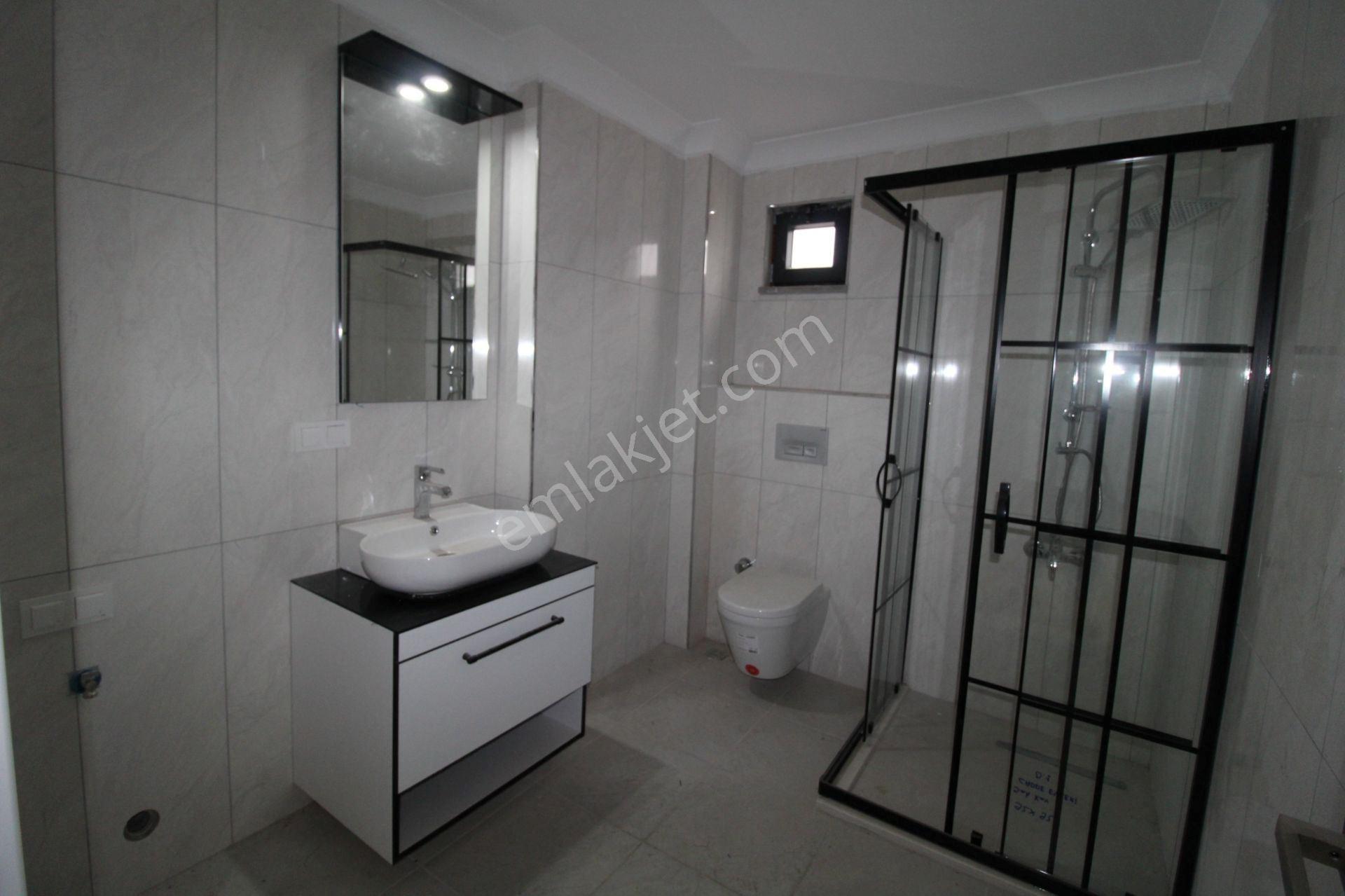 Kocaeli Başiskele Ulus Caddesi Üzerinde Arakat Kiralık Daire - Görsel 27