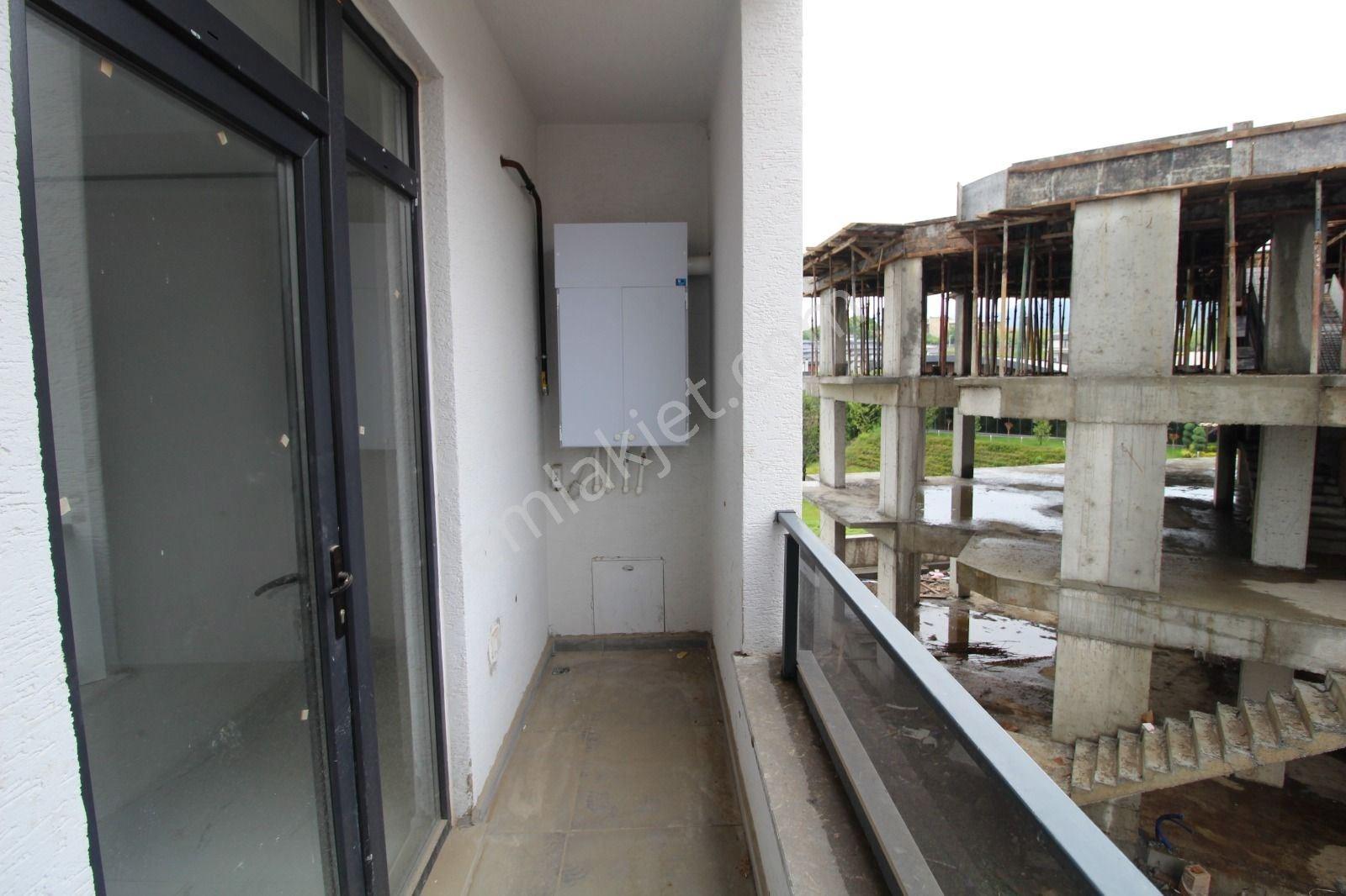 Kocaeli Başiskele Ulus Caddesi Üzerinde Arakat Kiralık Daire - Görsel 23