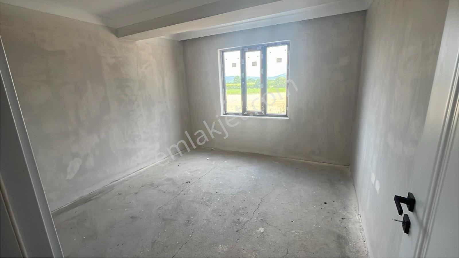 Gürsu İstiklalde Site İçinde, Alttan Isıtmalı Sıfır 3+1 Daire - Görsel 7