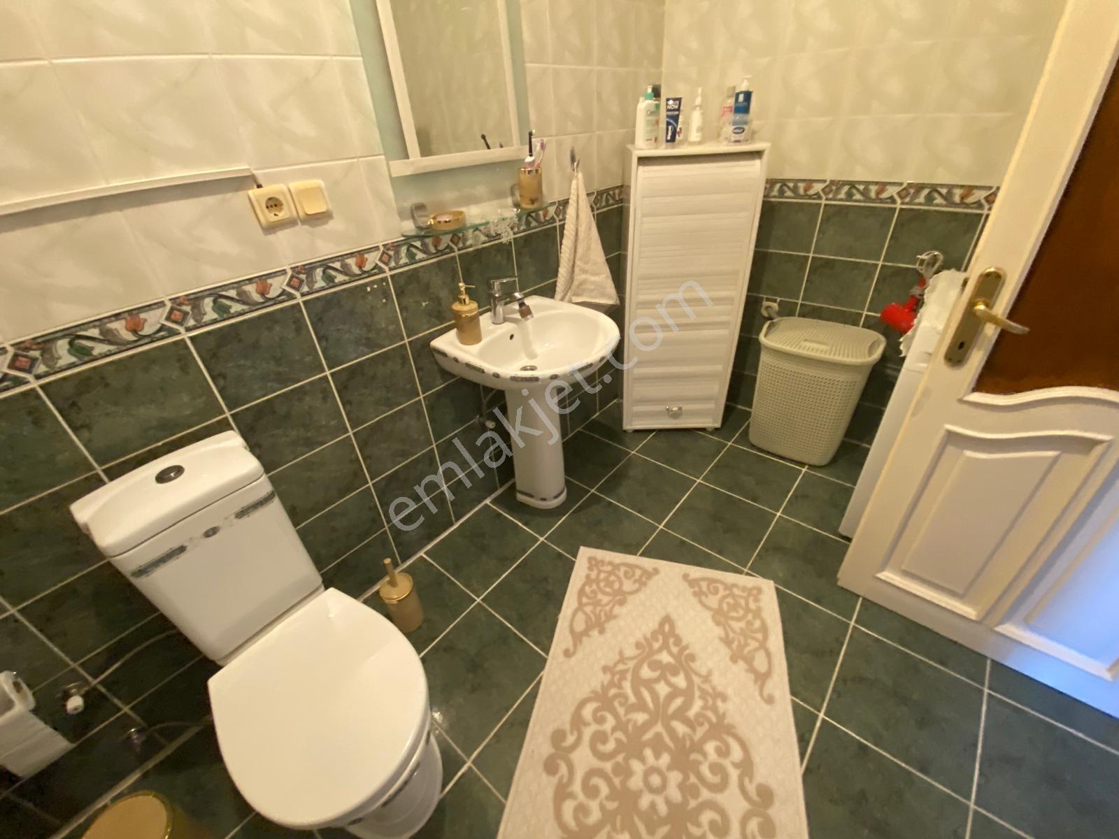 Bahçelievler Öğretmenler Evi Yakını 300 M² Dubleks 5+2 Açık Oto Parklı - Görsel 20