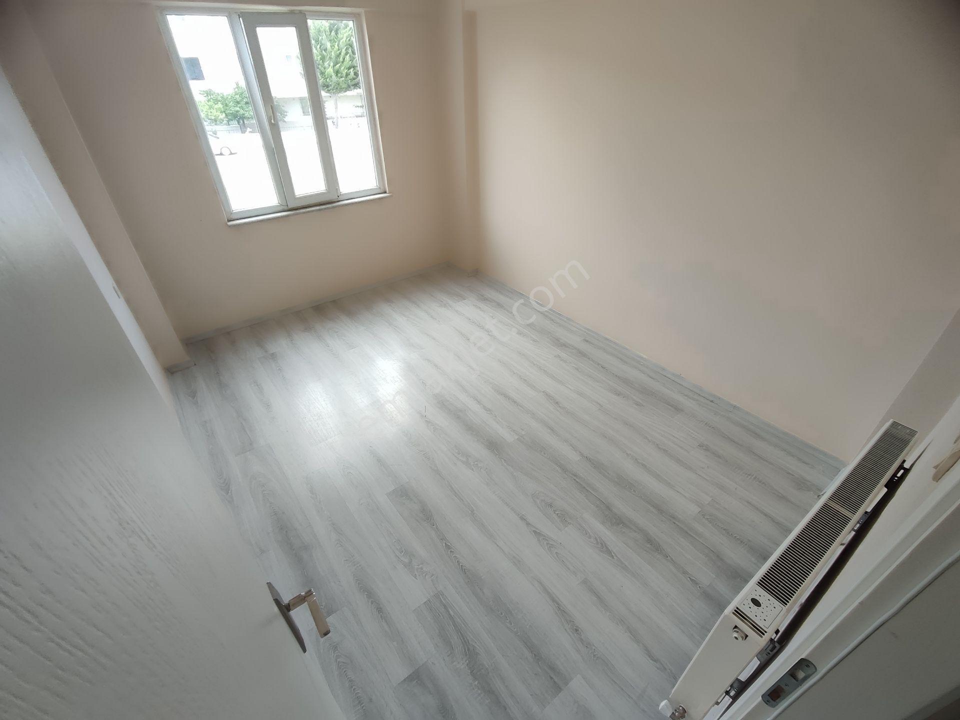 Kardeşten Akçay Altınkumda Doğalgazlı Ara Kat Bahçe Cepheli Ayrı Mutfaklı Geniş 2+1 Daire - Görsel 20