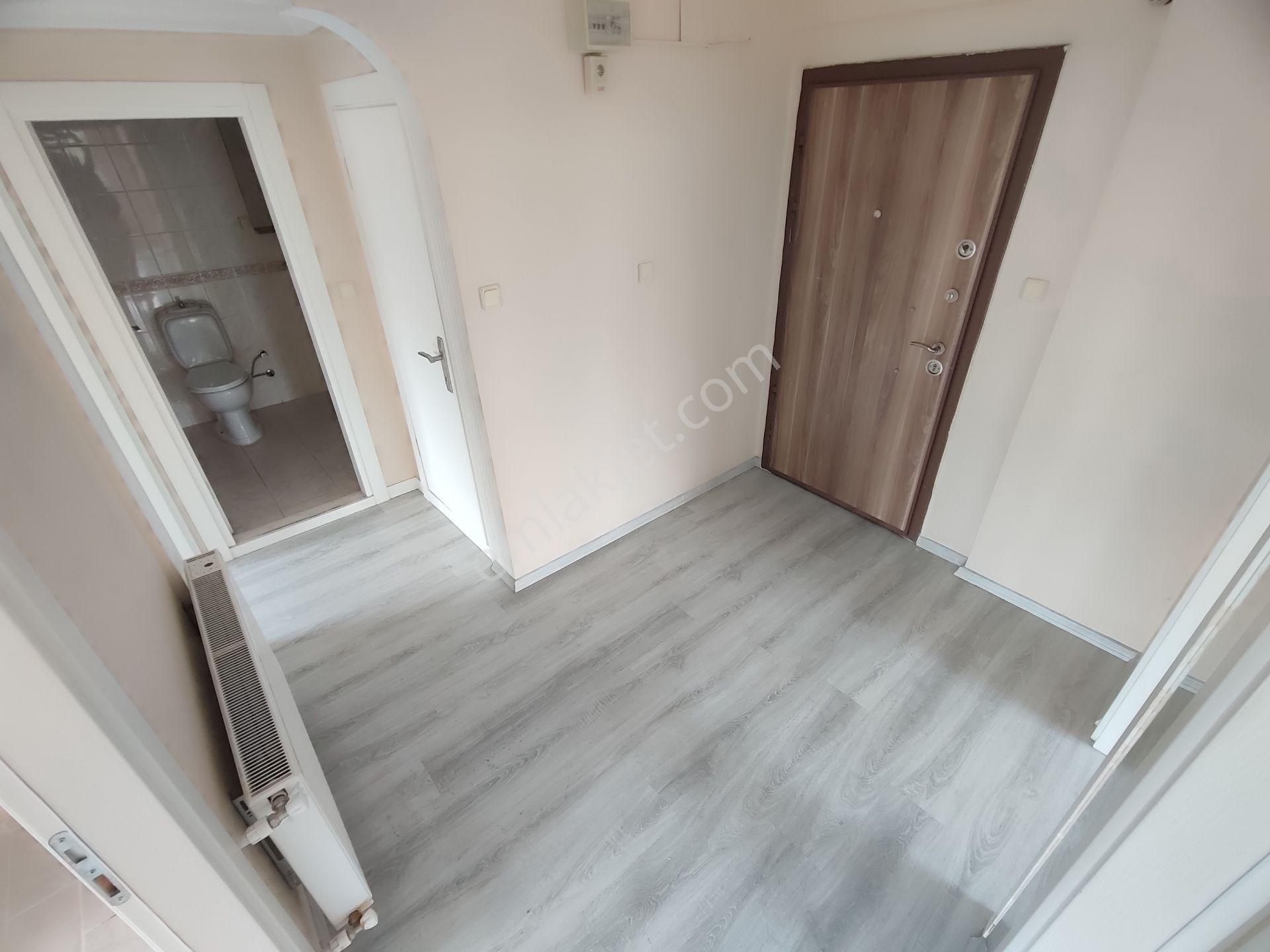 Kardeşten Akçay Altınkumda Doğalgazlı Ara Kat Bahçe Cepheli Ayrı Mutfaklı Geniş 2+1 Daire - Görsel 26