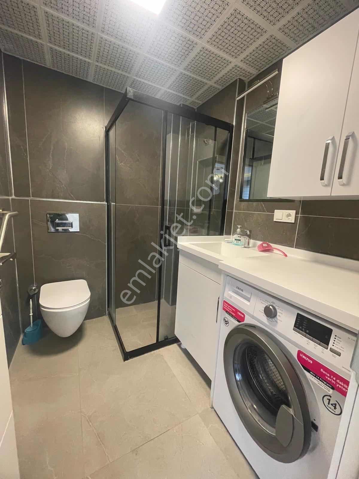 Cumhuriyet Gayrimenkulden 1+1 Full Eşyalı Emek'te - Görsel 9