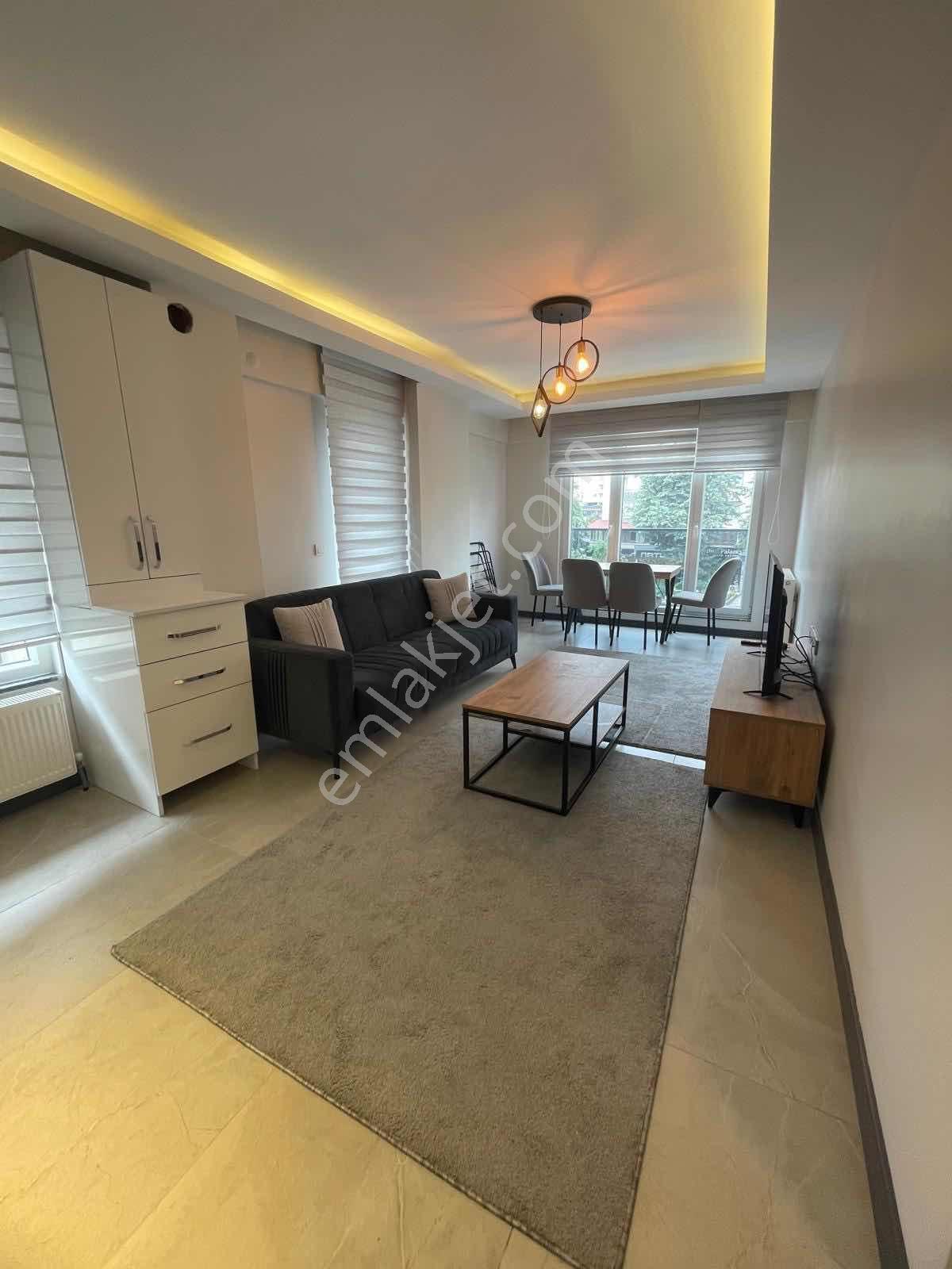 Cumhuriyet Gayrimenkulden 1+1 Full Eşyalı Emek'te - Görsel 31