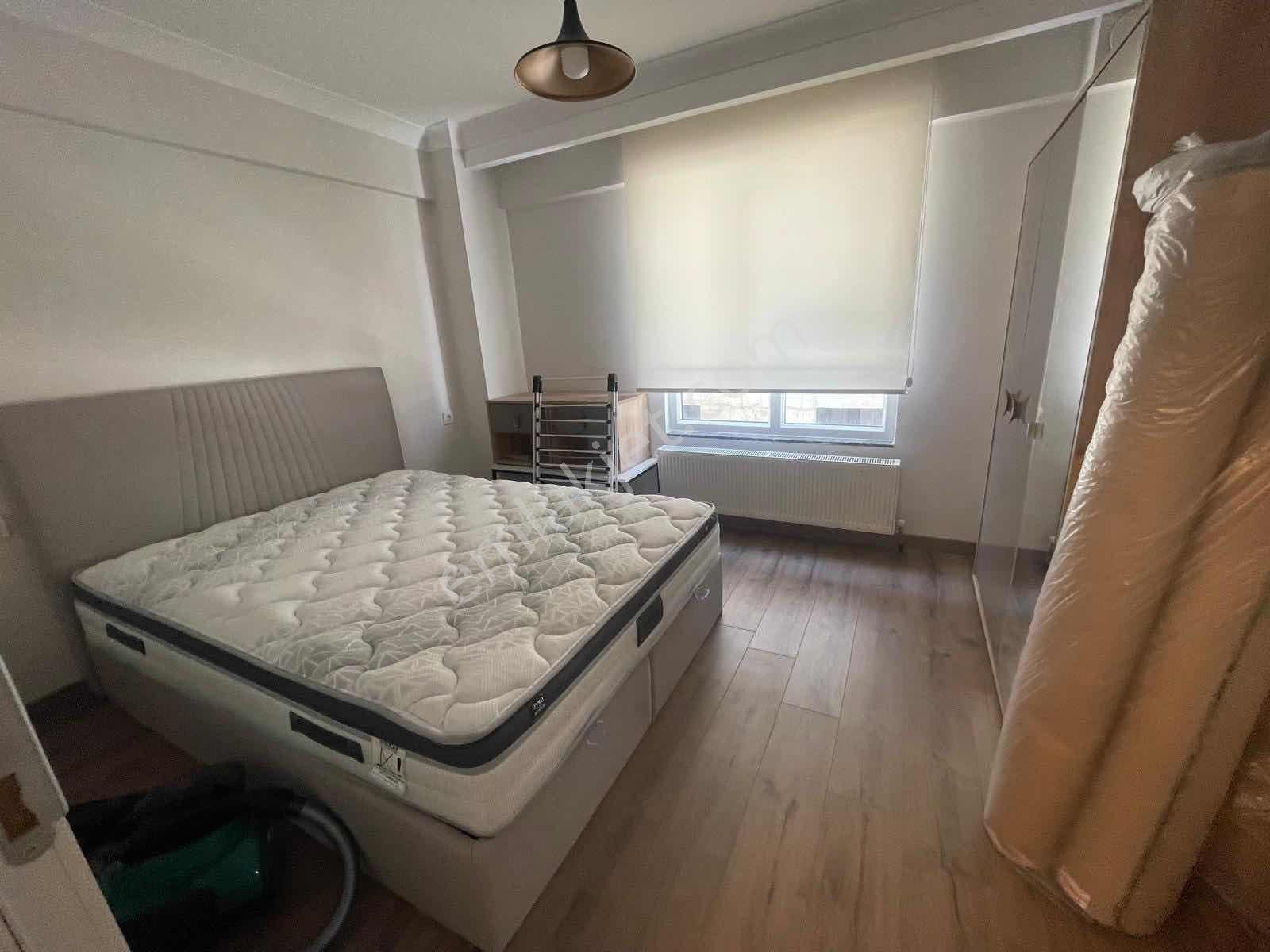 Cumhuriyet Gayrimenkulden 1+1 Full Eşyalı Emek'te - Görsel 17