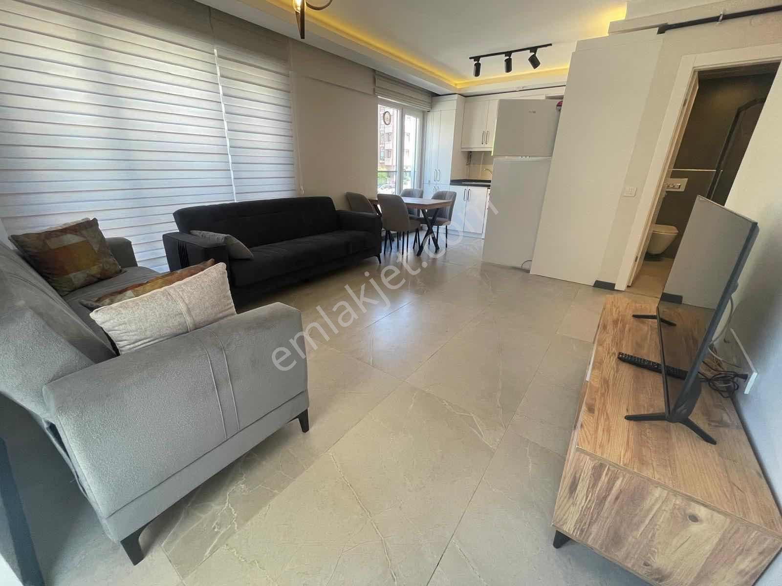 Cumhuriyet Gayrimenkulden 1+1 Full Eşyalı Emek'te - Görsel 25
