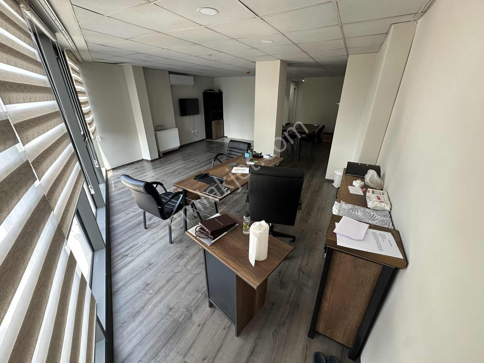 Perola Rezidans'ta Kiralık Ofis 90m2 Kapalı Mutfak - Görsel 17