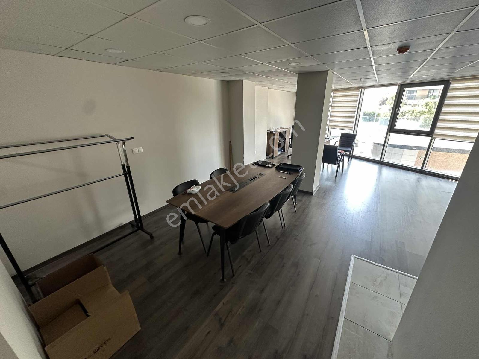 Perola Rezidans'ta Kiralık Ofis 90m2 Kapalı Mutfak - Görsel 14
