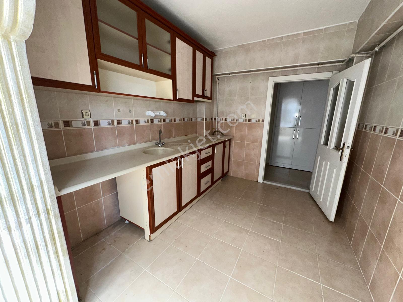 Bk Gayrimenkulden Malazgirt Mah. Kiralık Daire - Görsel 2