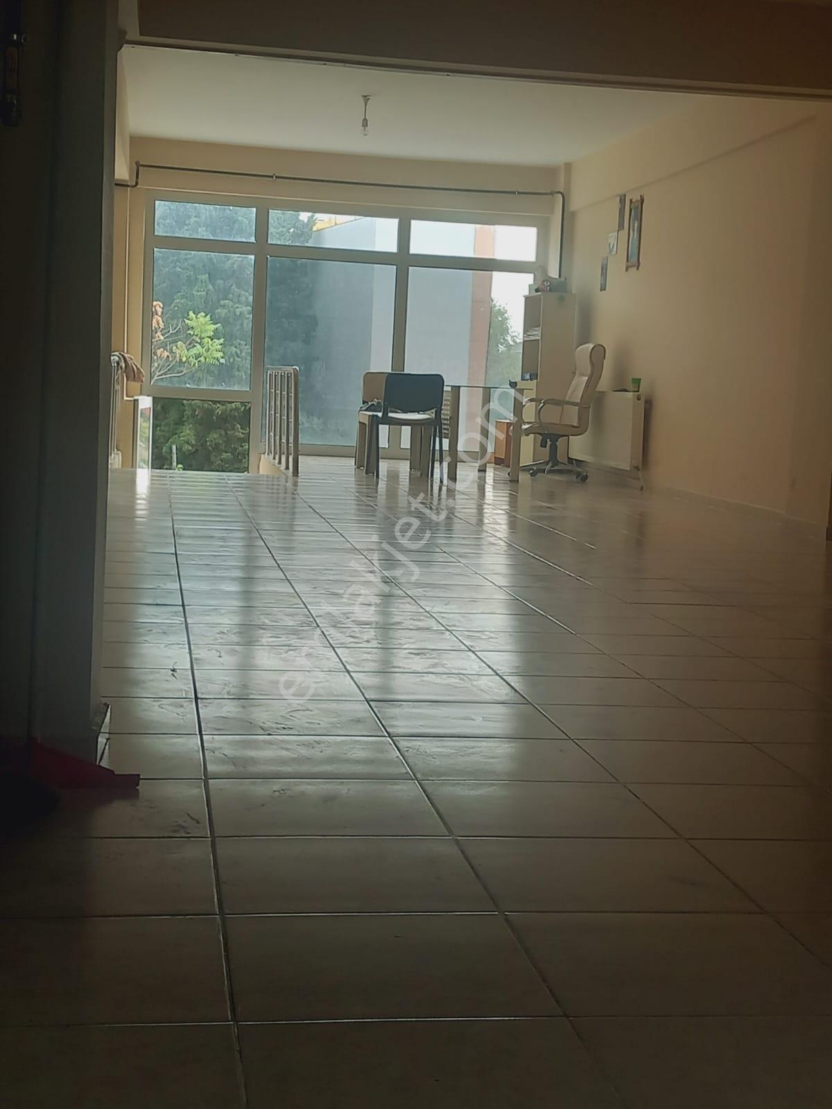 Tekirdağ İki Katlı Satılık Dükkan