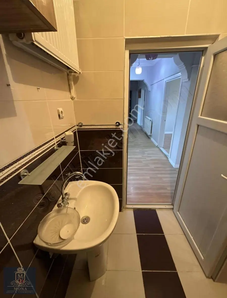 Mona'dan Yunusemre'de Full Yapılı Geniş Kiralık 3+1 Fırsat Daire - Görsel 3