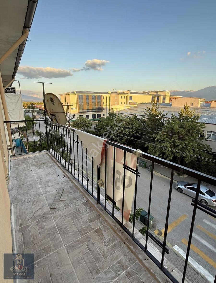 Mona'dan Yunusemre'de Full Yapılı Geniş Kiralık 3+1 Fırsat Daire - Görsel 14