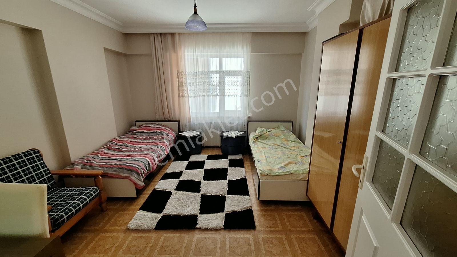 Fındıklı'da Merkezi Lokasyonunda 3+1 Eşyalı Kiralık Daire - Görsel 21