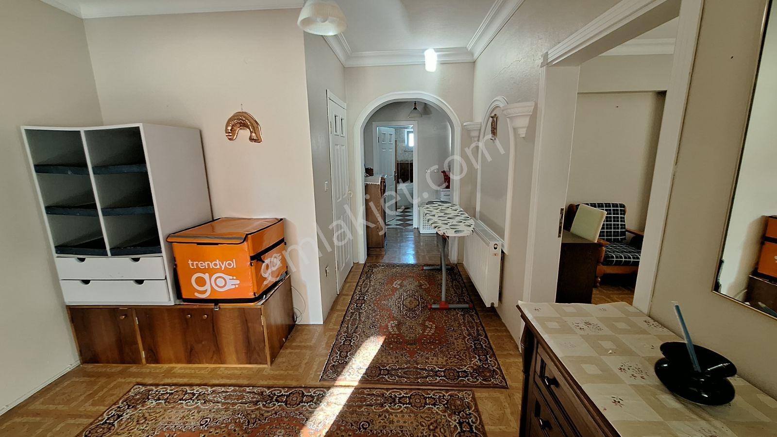 Fındıklı'da Merkezi Lokasyonunda 3+1 Eşyalı Kiralık Daire - Görsel 25