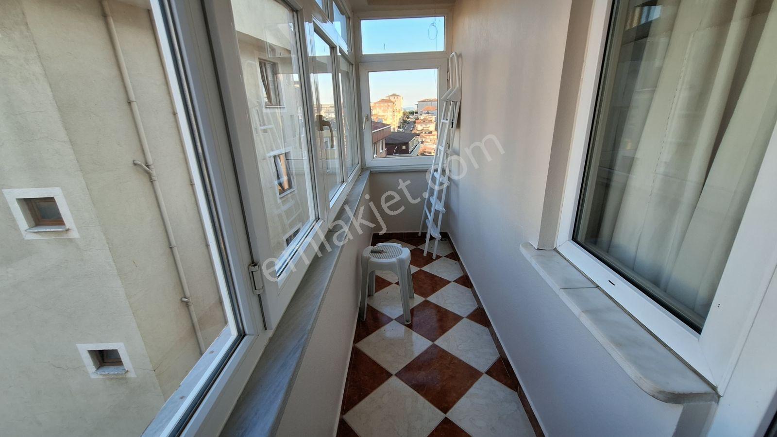 Fındıklı'da Merkezi Lokasyonunda 3+1 Eşyalı Kiralık Daire - Görsel 19