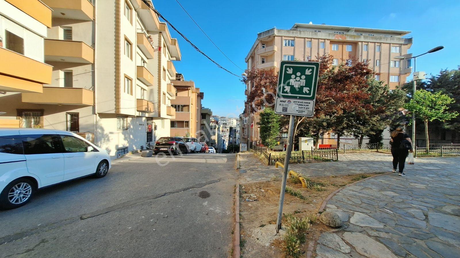 Fındıklı'da Merkezi Lokasyonunda 3+1 Eşyalı Kiralık Daire - Görsel 27