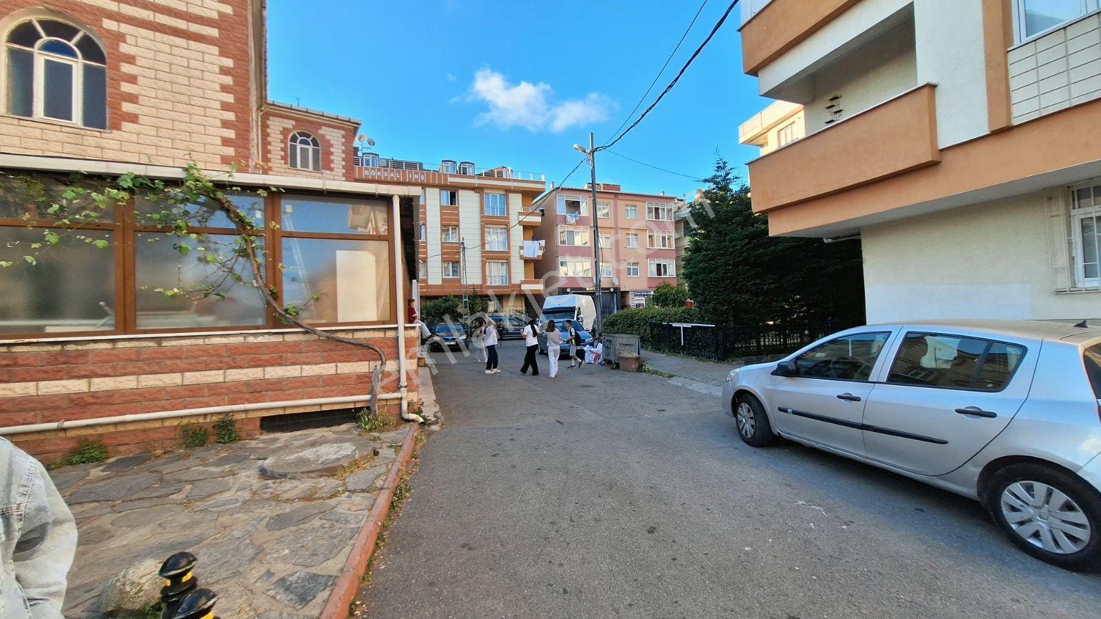 Fındıklı'da Merkezi Lokasyonunda 3+1 Eşyalı Kiralık Daire - Görsel 29