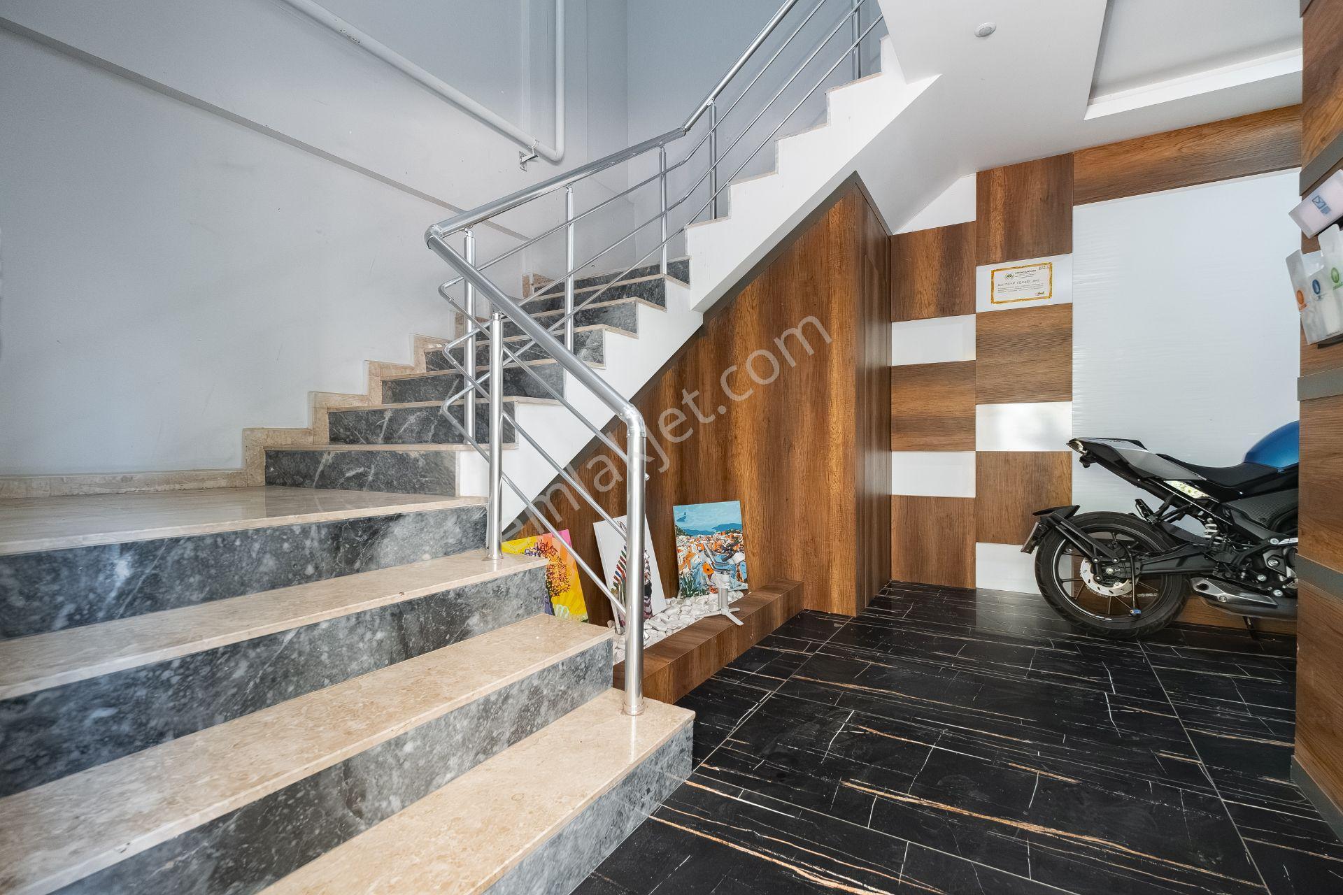 Kızılırmak Caddesinde Önü Full Açık, D.gazlı, Klimalı Lüks Daire - Görsel 32