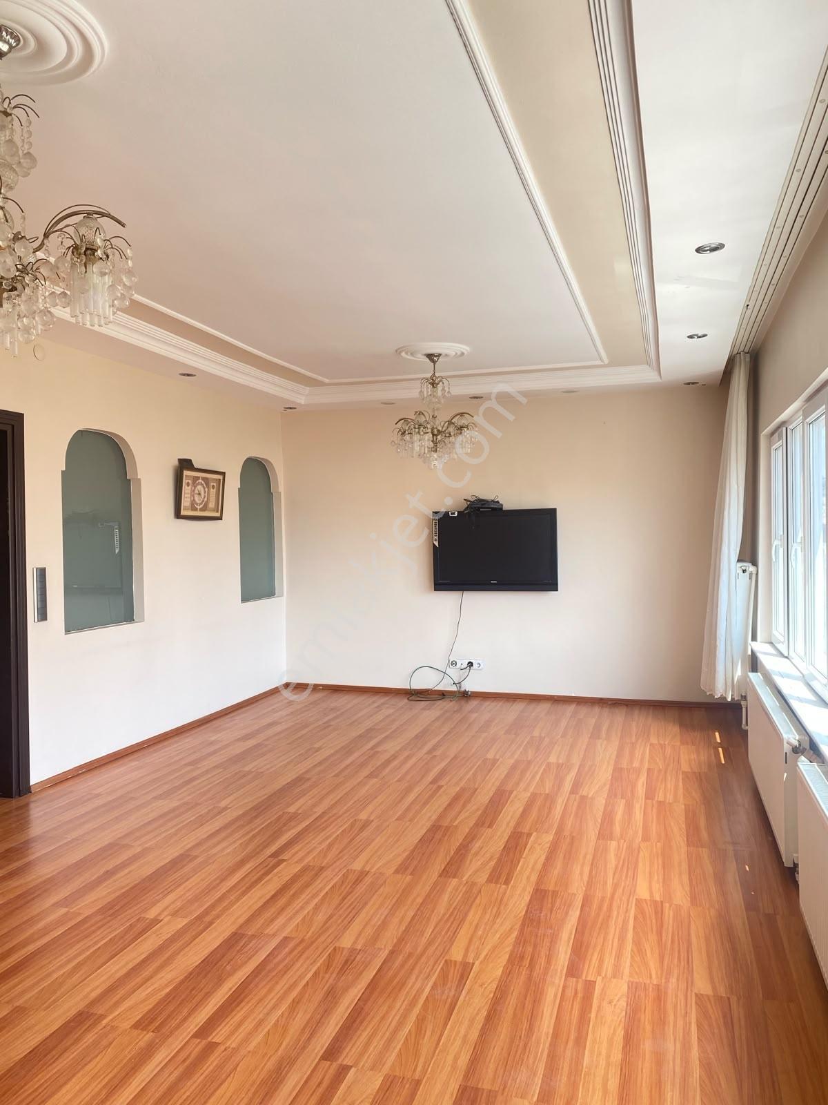 Mevlanada Merkezi Konum Kiralık 3+1 Daire - Görsel 7