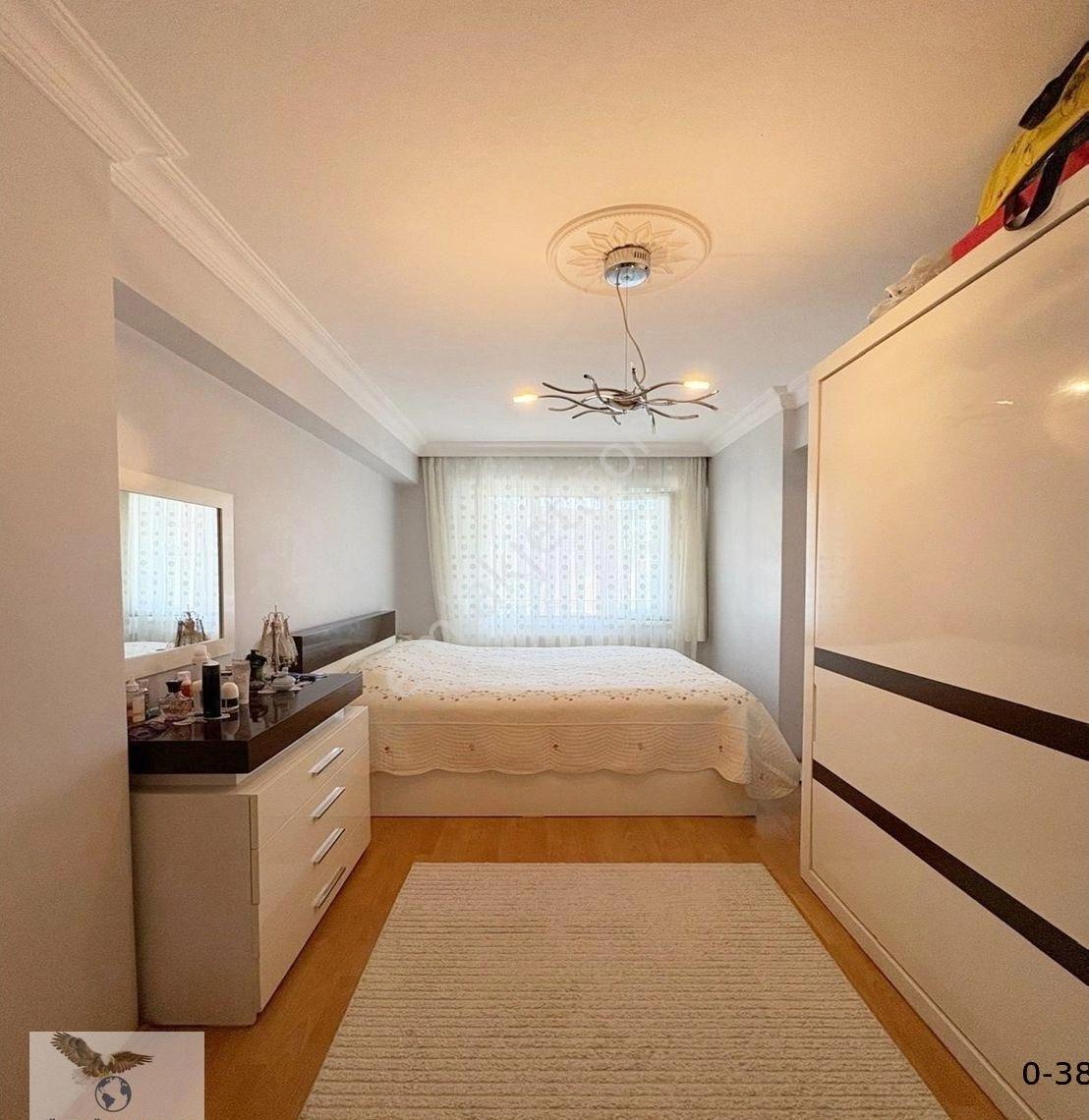Müslüm Emlaktan Cihangir Kaymakamlığa Yakın 3+1 19 Yıllık Otoparklı Daire - Görsel 6