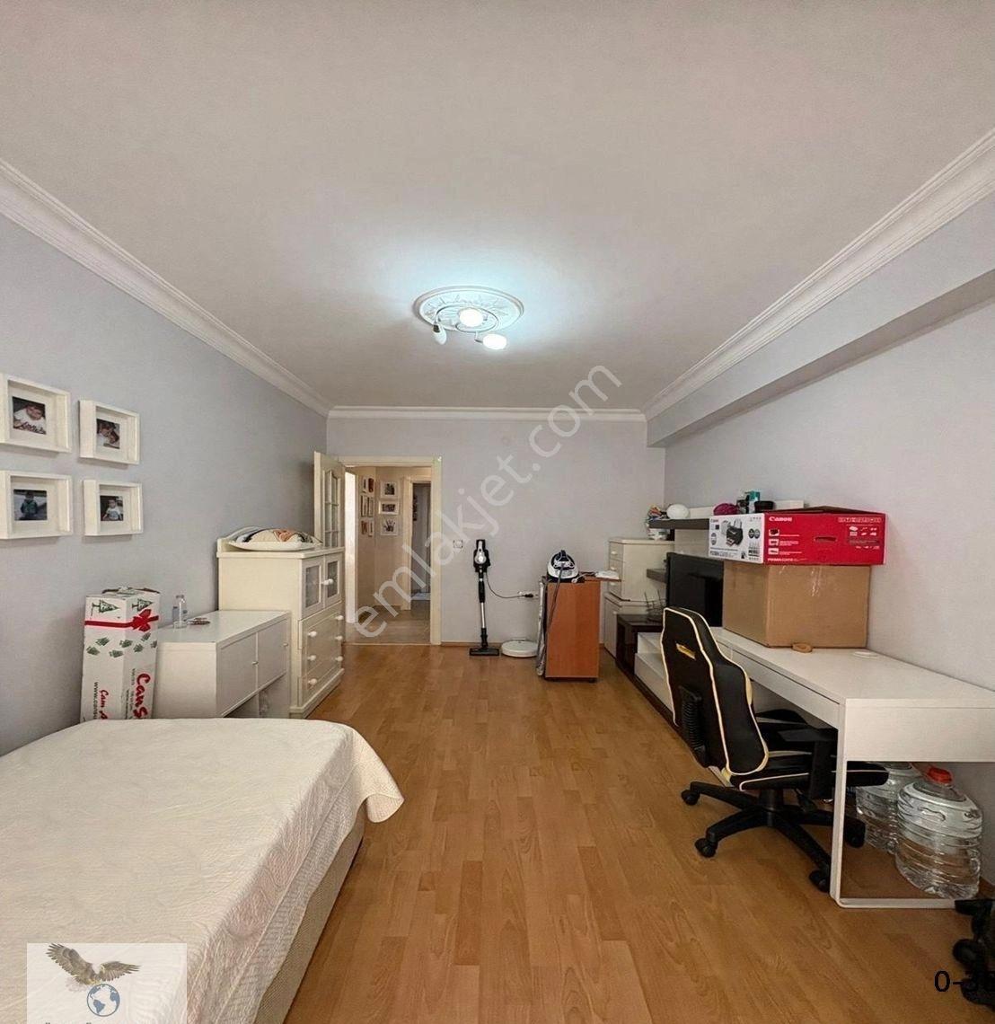 Müslüm Emlaktan Cihangir Kaymakamlığa Yakın 3+1 19 Yıllık Otoparklı Daire - Görsel 18