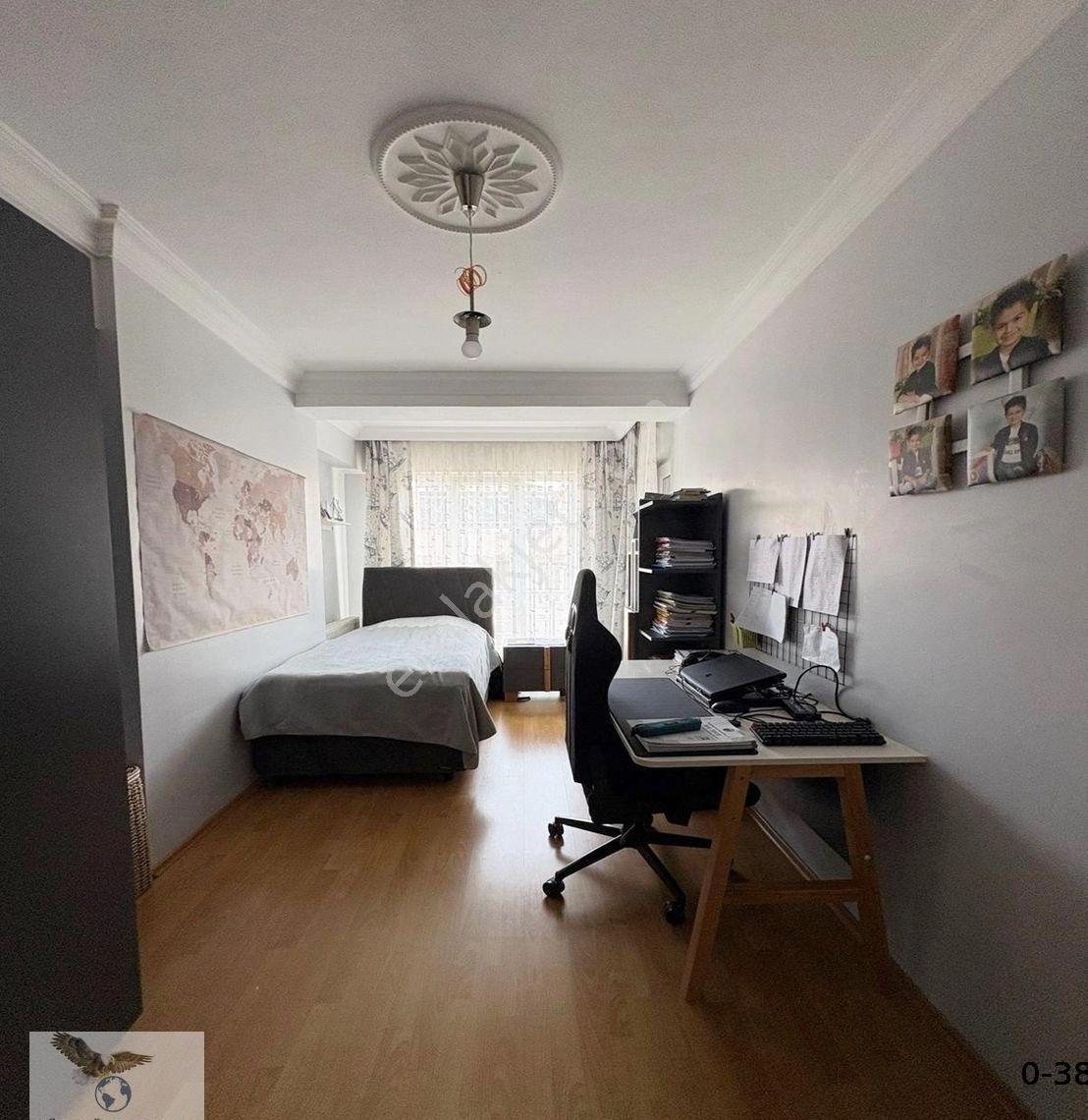 Müslüm Emlaktan Cihangir Kaymakamlığa Yakın 3+1 19 Yıllık Otoparklı Daire - Görsel 14