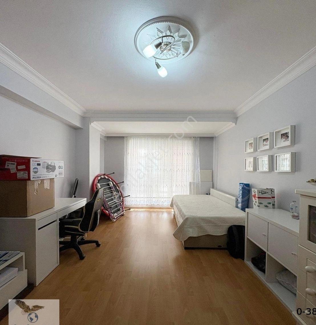Müslüm Emlaktan Cihangir Kaymakamlığa Yakın 3+1 19 Yıllık Otoparklı Daire - Görsel 25