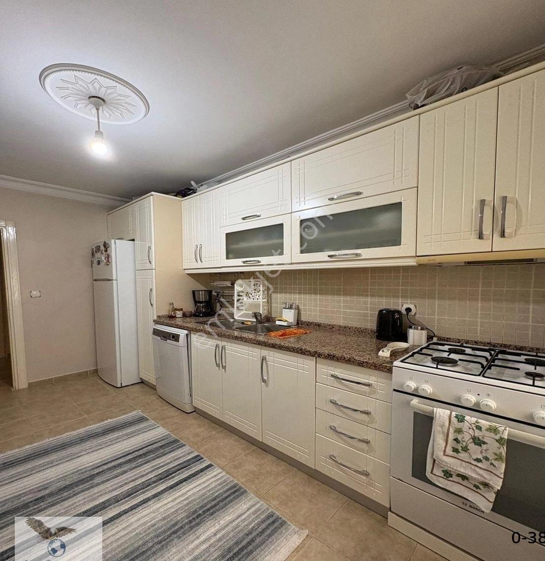 Müslüm Emlaktan Cihangir Kaymakamlığa Yakın 3+1 19 Yıllık Otoparklı Daire