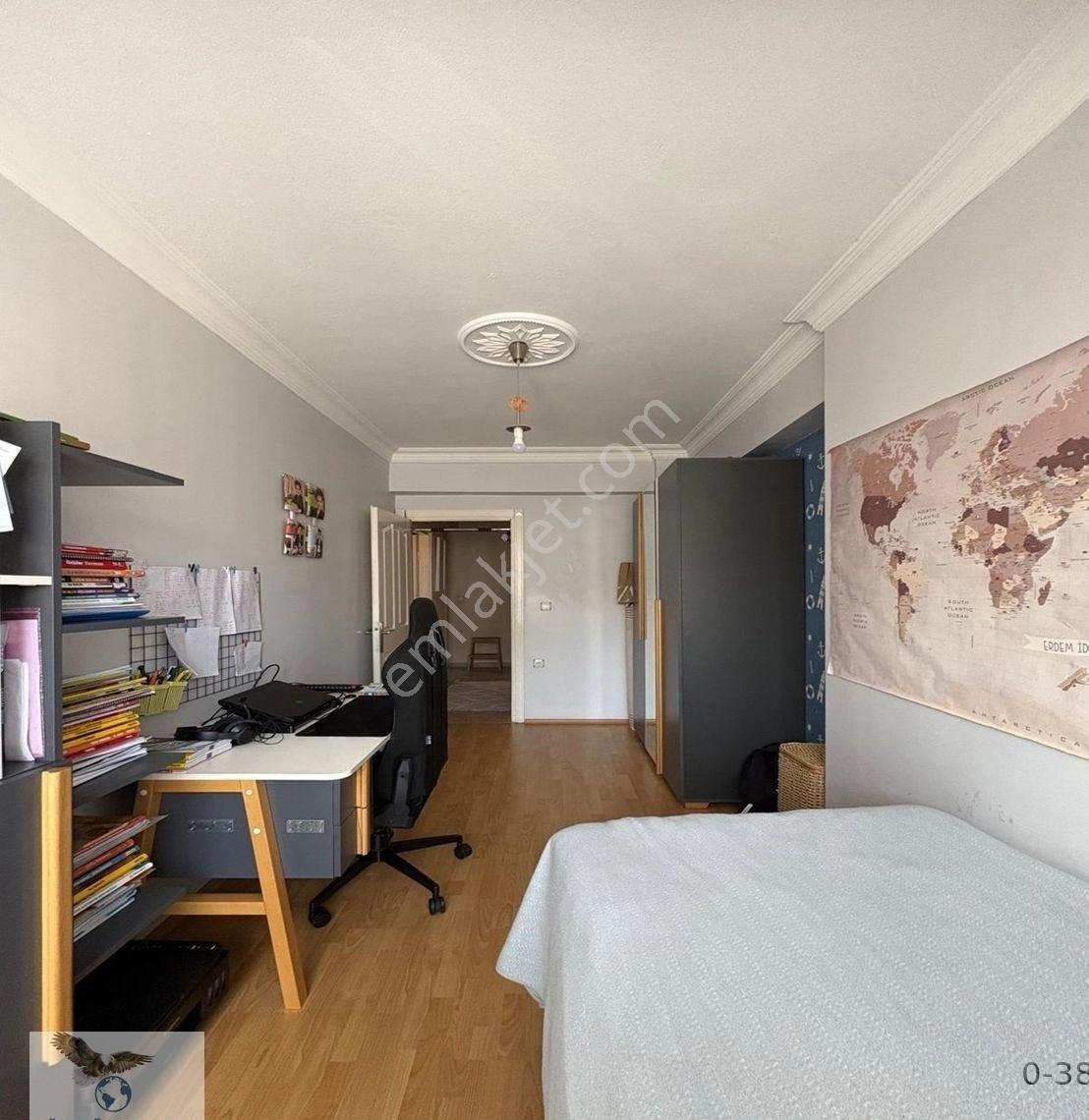 Müslüm Emlaktan Cihangir Kaymakamlığa Yakın 3+1 19 Yıllık Otoparklı Daire - Görsel 11