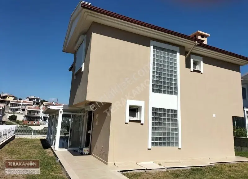 İzmir Çeşme Ayasaranda Denize Sıfır Ortak Havuzlu Sitede Kiralık - Görsel 23