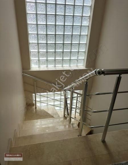 İzmir Çeşme Ayasaranda Denize Sıfır Ortak Havuzlu Sitede Kiralık - Görsel 24