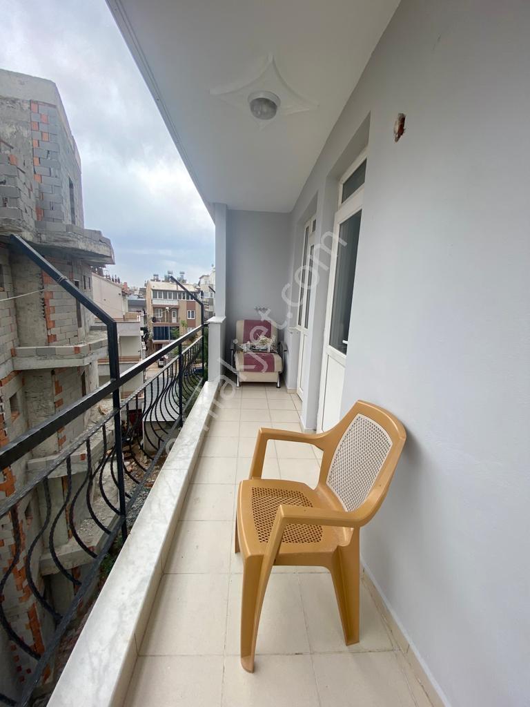 Tramvaya 50 Metre Mesafe Katta Ayrı Mutfaklı Eşyasız Kiralık 2+1 - Görsel 25