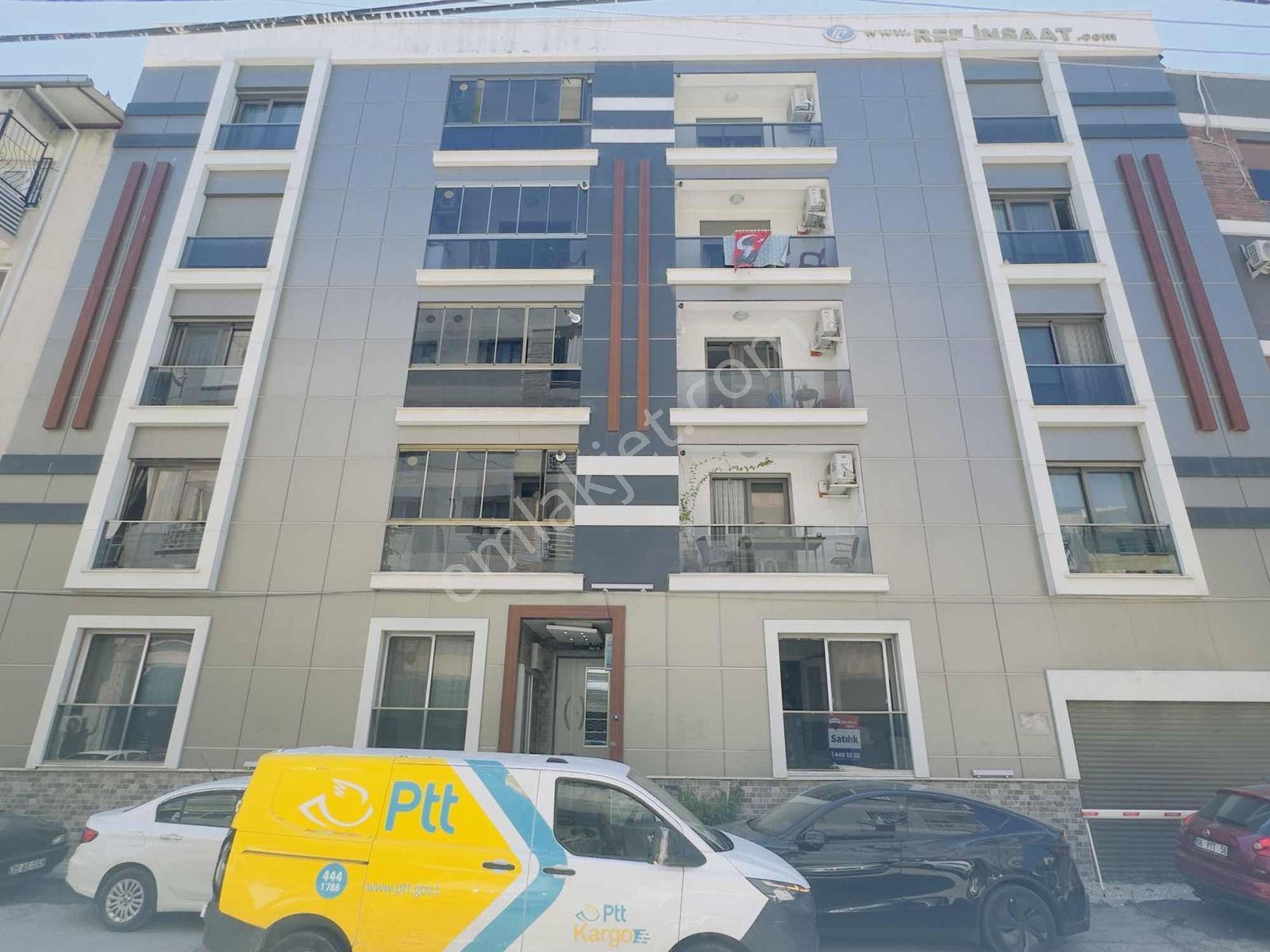 Konak Atilla Mahallesi Bahçeli Satılık 3+1