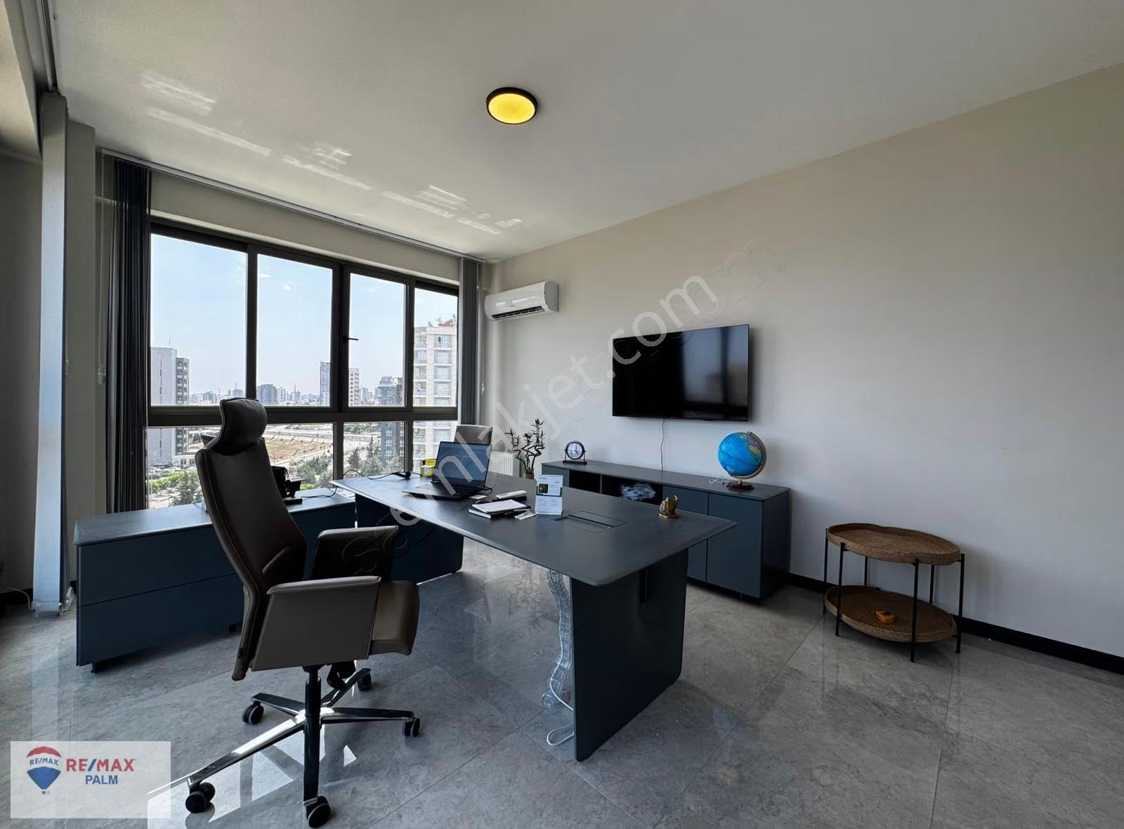 Remax Palm'den Fuatmorel De Prestijli İş Merkezinde Eşyalı Ofis - Görsel 3