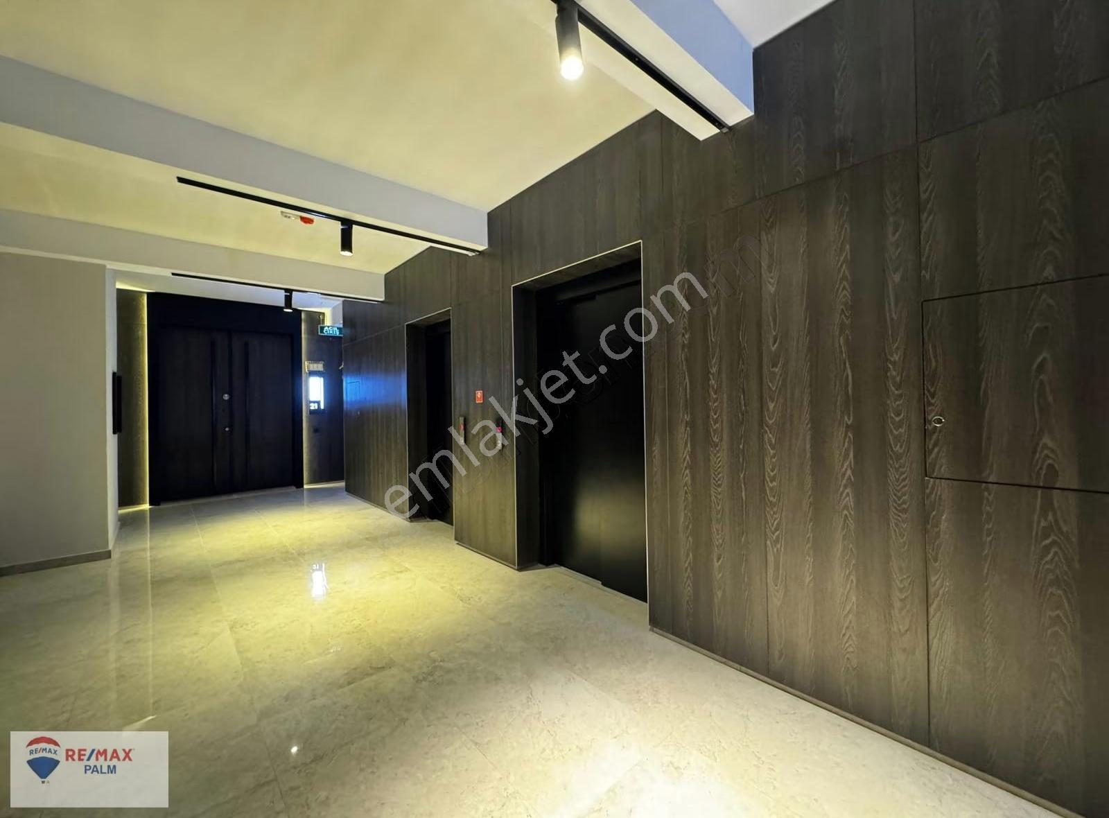 Remax Palm'den Fuatmorel De Prestijli İş Merkezinde Eşyalı Ofis - Görsel 17