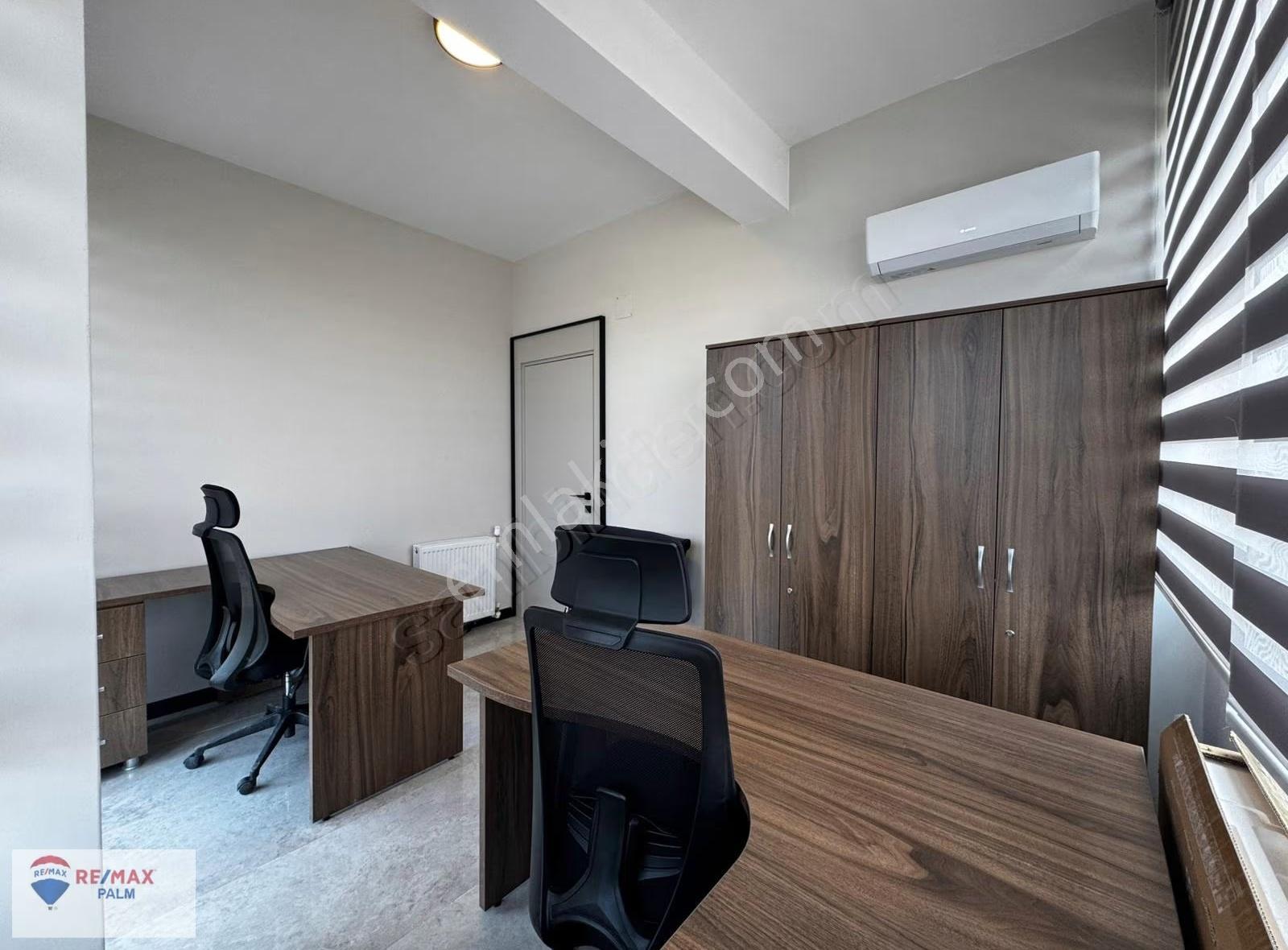 Remax Palm'den Fuatmorel De Prestijli İş Merkezinde Eşyalı Ofis - Görsel 20