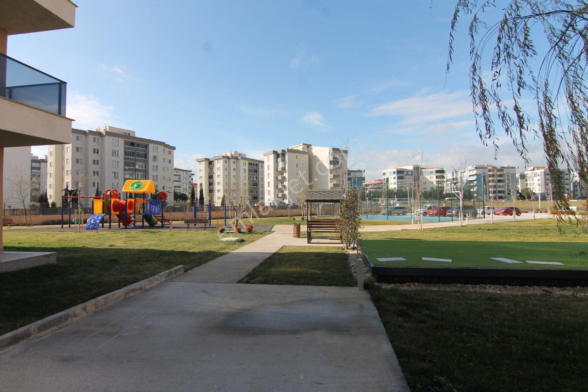Çanakkale Esenler Site İçinde 3+1 Arakat Kiralık Daire - Görsel 3