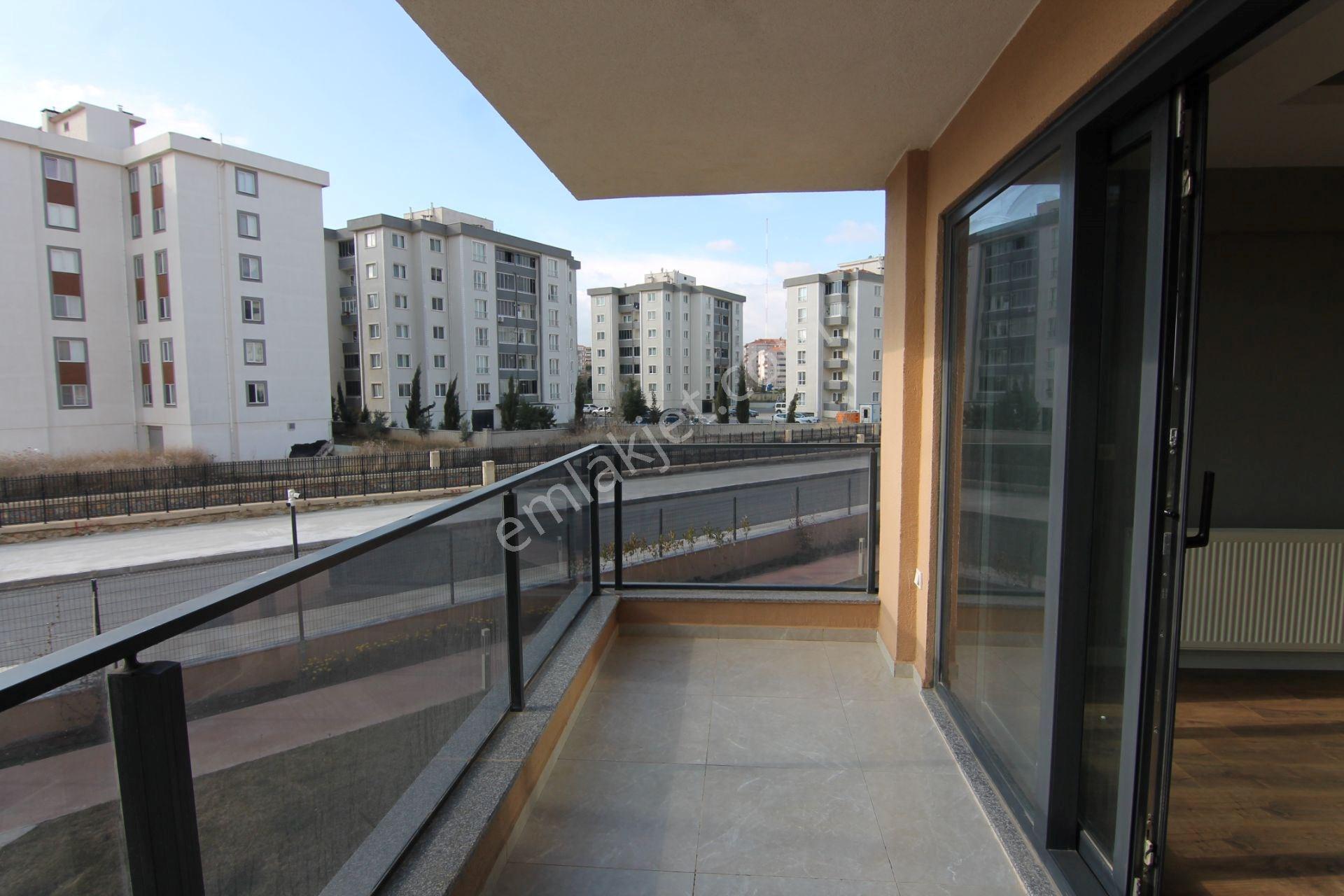 Çanakkale Esenler Site İçinde 3+1 Arakat Kiralık Daire - Görsel 11
