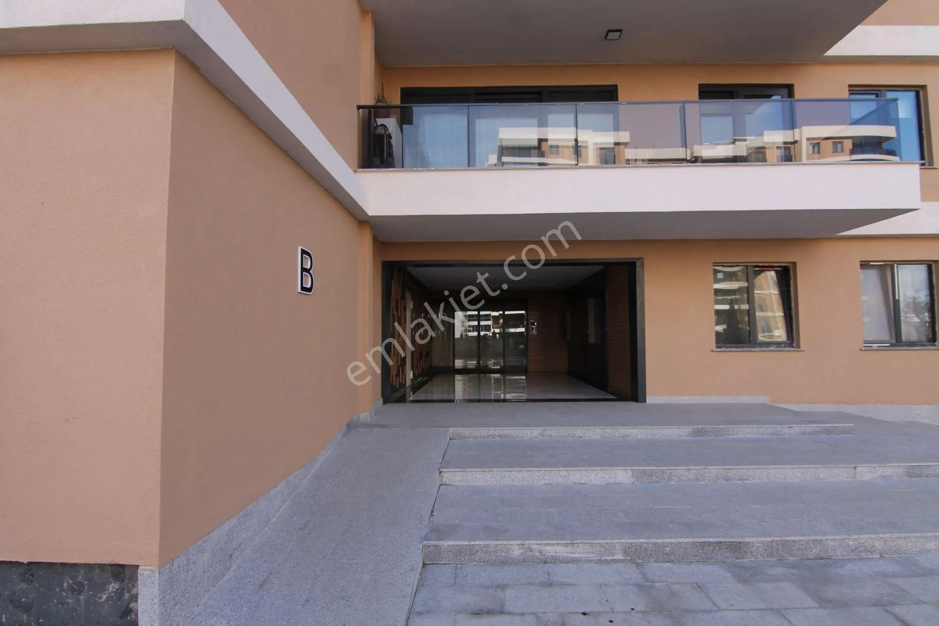 Çanakkale Esenler Site İçinde 3+1 Arakat Kiralık Daire - Görsel 4