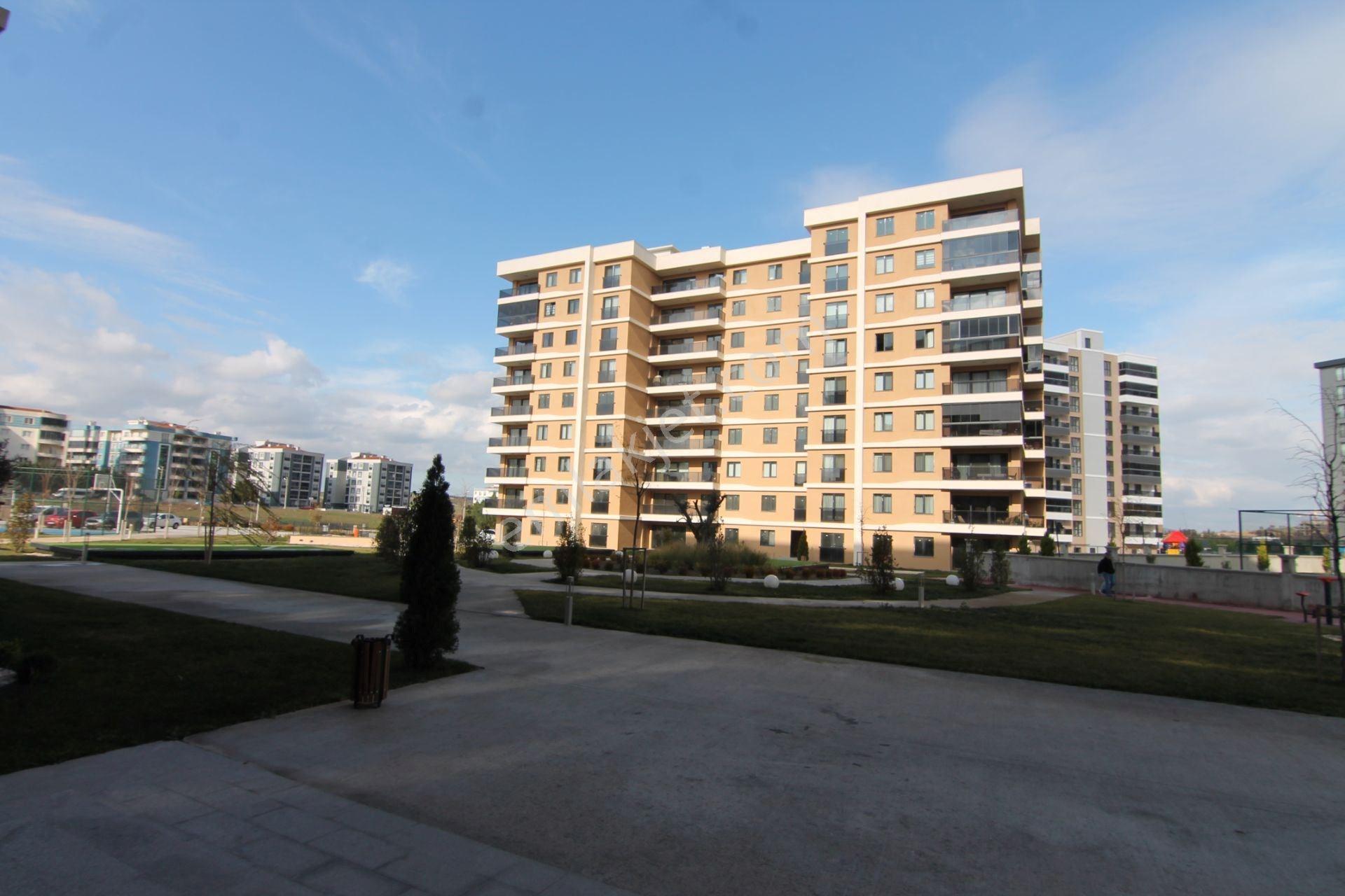 Çanakkale Esenler Site İçinde 3+1 Arakat Kiralık Daire - Görsel 34