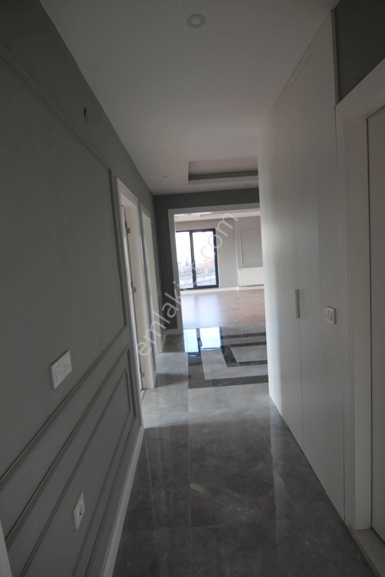 Çanakkale Esenler Site İçinde 3+1 Arakat Kiralık Daire - Görsel 32