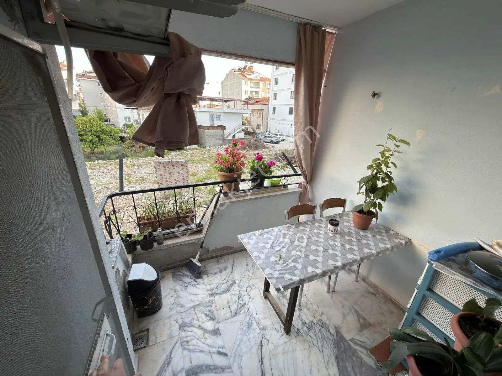Merkezi Konumda 3+1 Ara Kat 130 M² Satılık Daire - Görsel 4