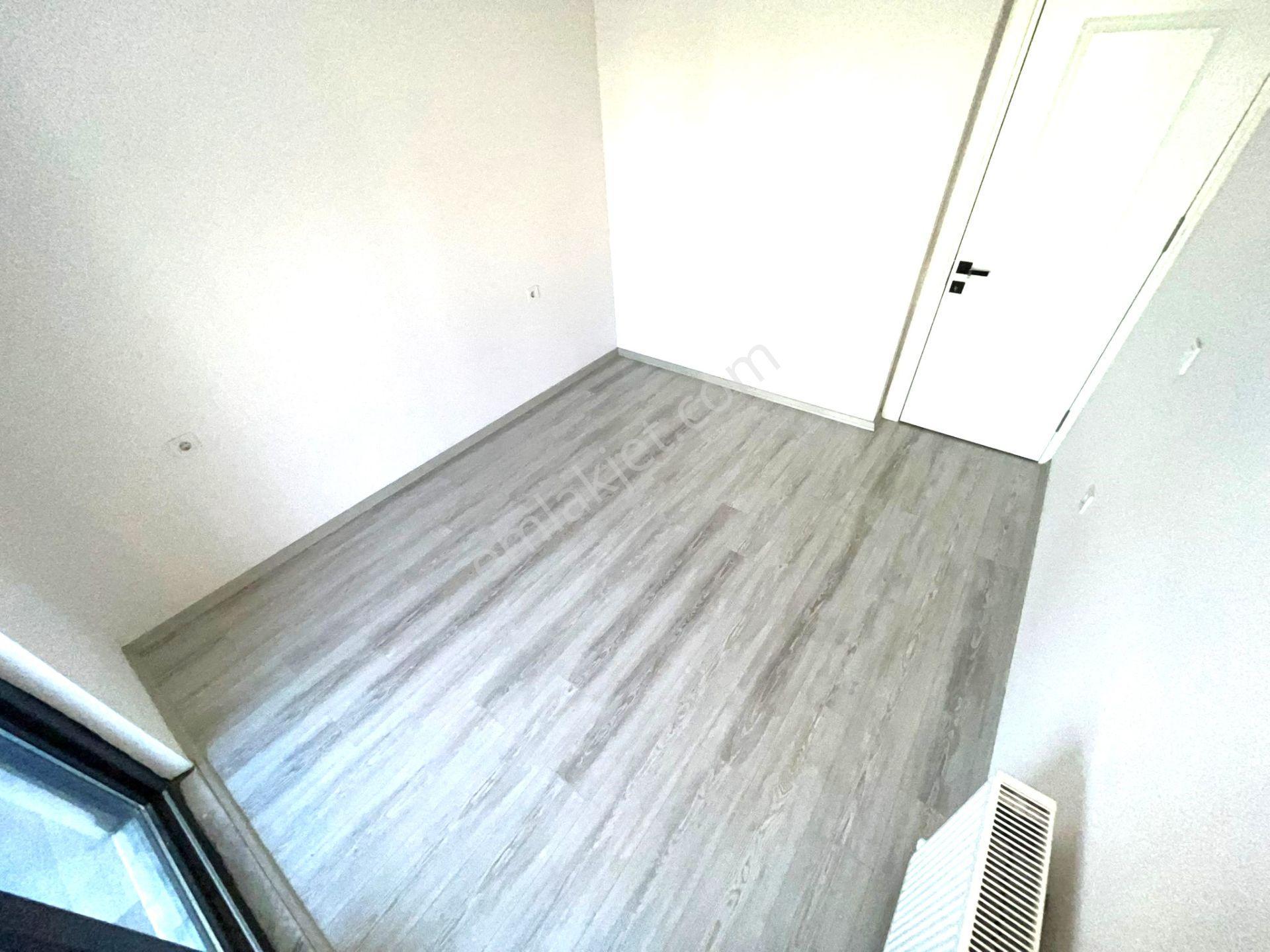 ୨ৎtek Yetkili Aygül'den Akçay'da Yeni Bina'da Ön Cephe Kapalı Otoparklı Asansörlü 1+1 Satılık Daire - Görsel 16