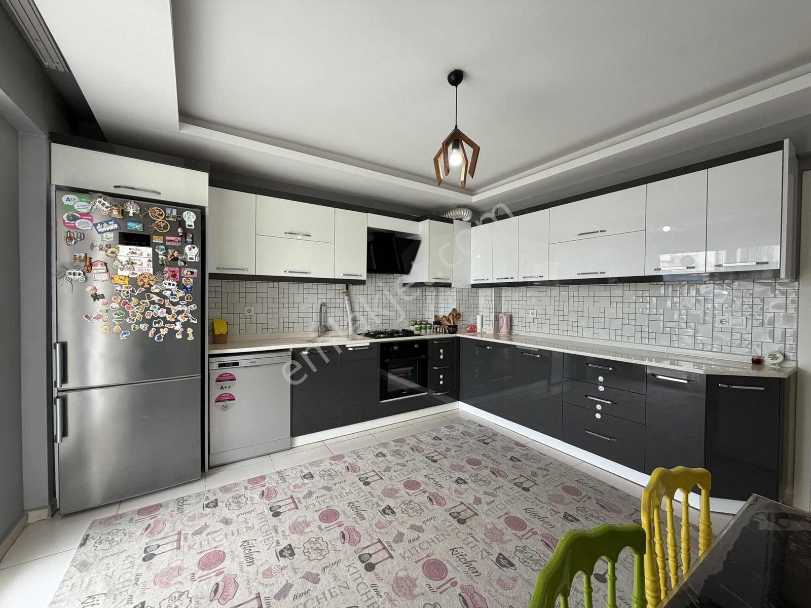 Bakandan 3+1 Ara Kat 160 Metre² Site İçi Havuz Cephe Daıre - Görsel 29