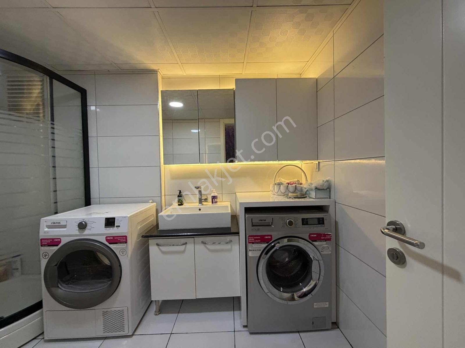 Bakandan 3+1 Ara Kat 160 Metre² Site İçi Havuz Cephe Daıre - Görsel 9