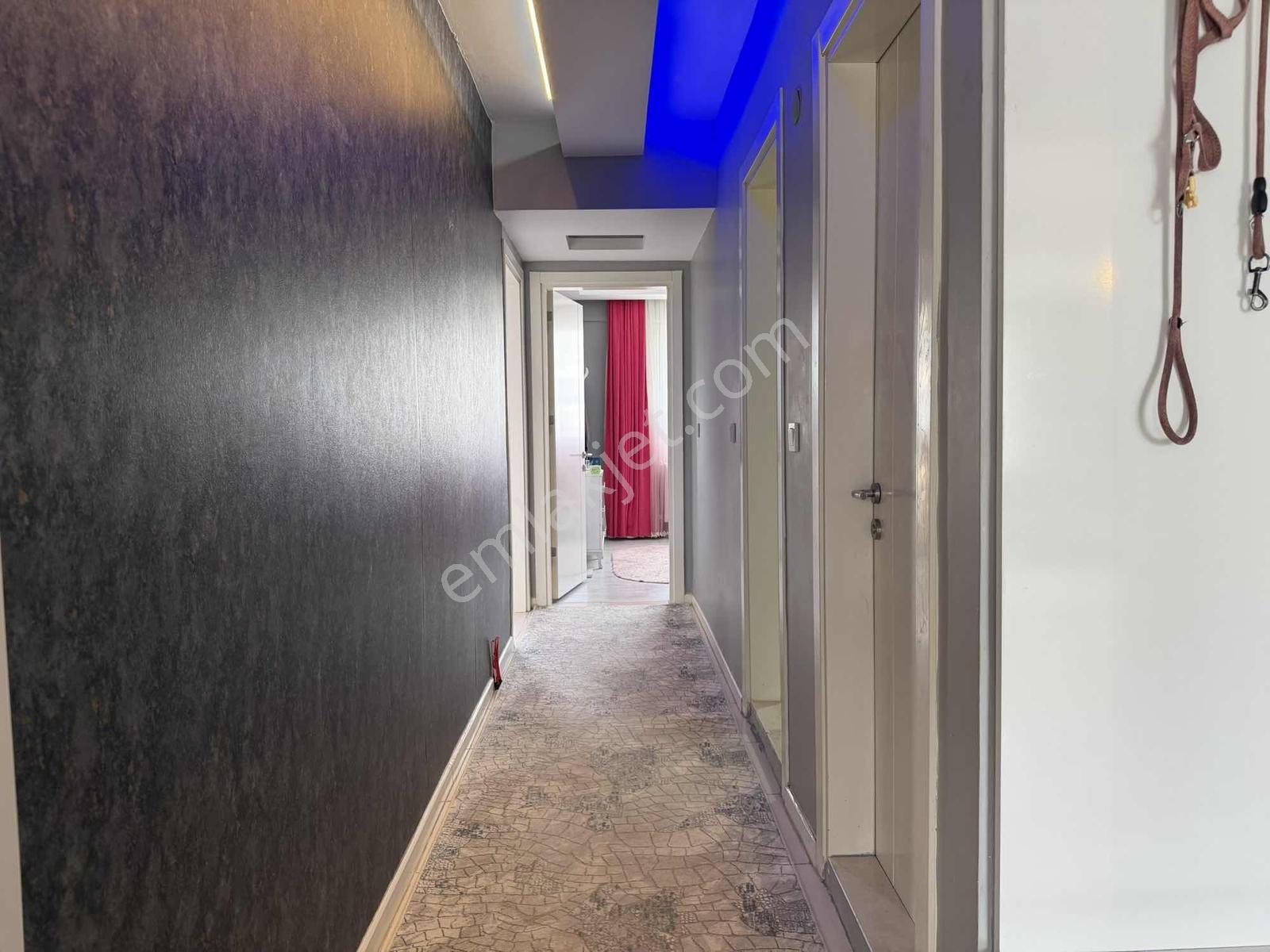 Bakandan 3+1 Ara Kat 160 Metre² Site İçi Havuz Cephe Daıre - Görsel 26